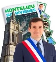 Maire posant devant une église avec un album de vignettes personnalisé de la ville